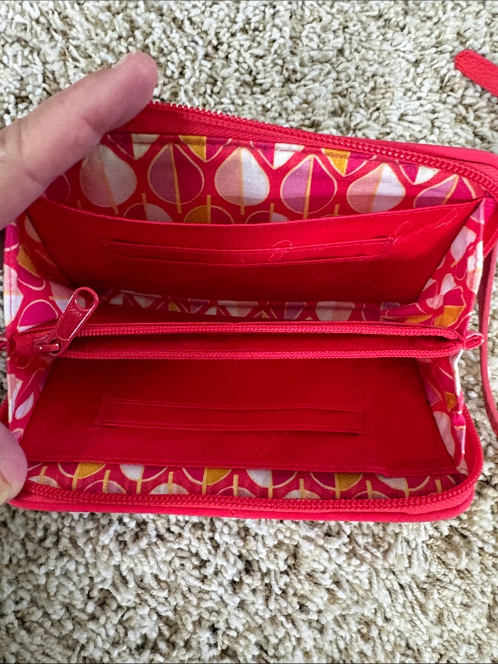 Vera Bradley Georgia Canyon sunset Bright Red Quilted Crossbody Wallet/crossbody - Picture 3 of 3